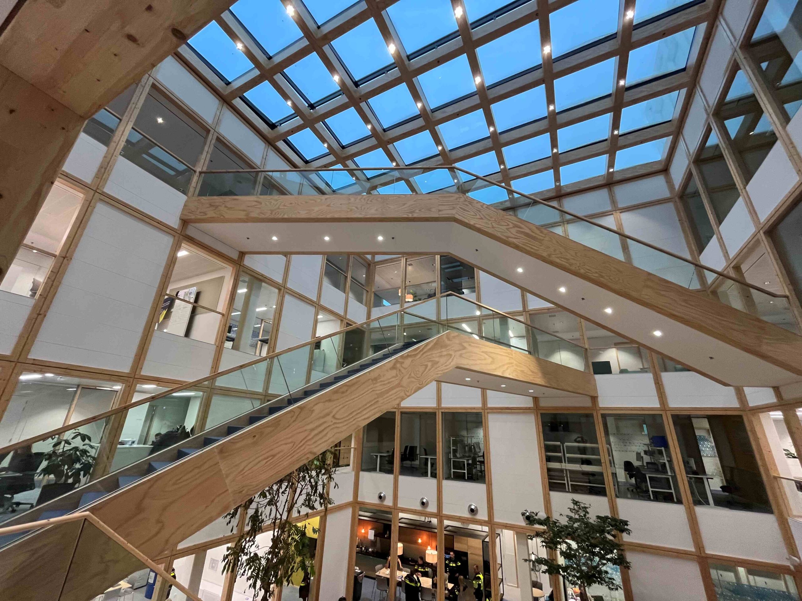 Trappen nieuwbouw politie Middelburg